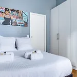 Buttes-Chaumont - Fully-Equipped