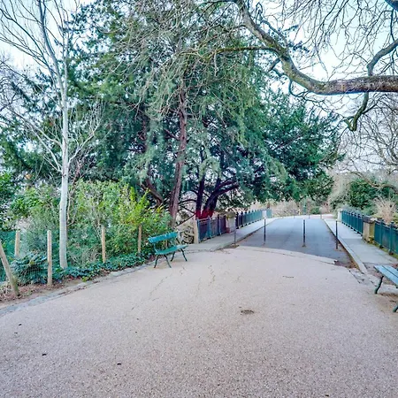 Buttes-chaumont - Fully-equipped Parigi