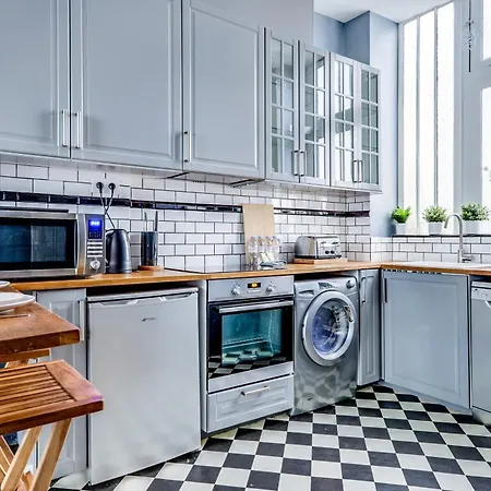 Buttes-chaumont - Fully-equipped Appartamento *